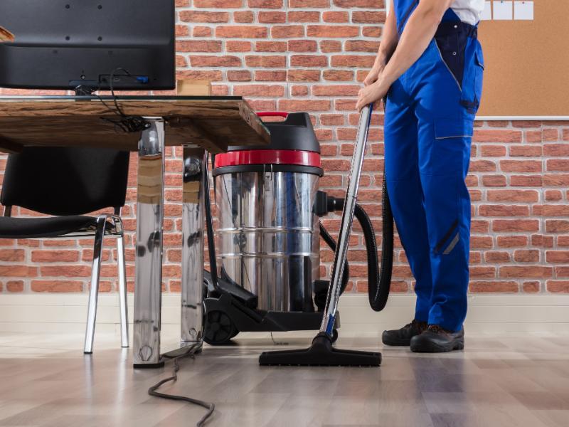 What Should Comprehensive Commercial Cleaning Services Include?